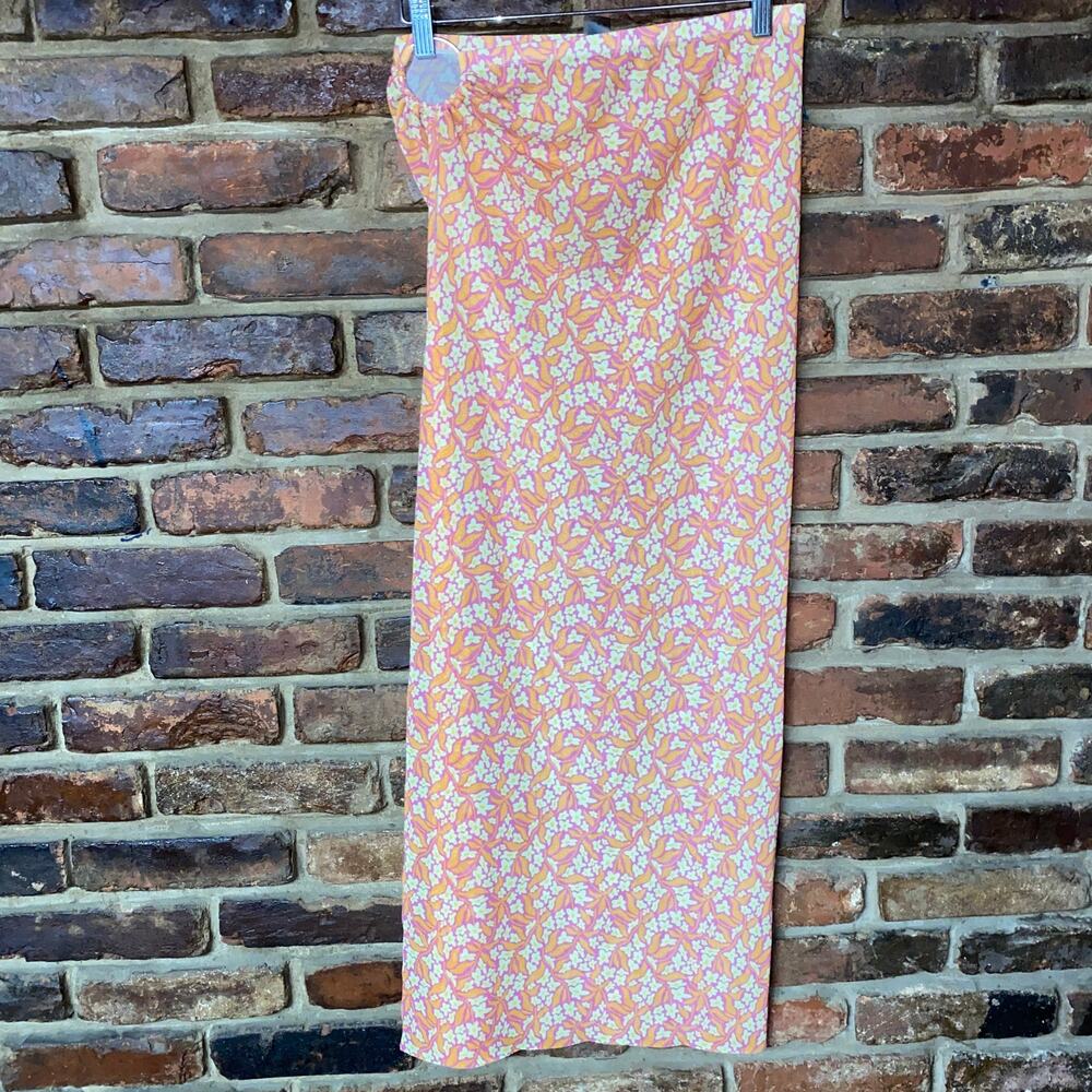 Kendall & Kylie Pink Orange Yellow Floral Swim Cover-Up Skirt Women's Size Small
